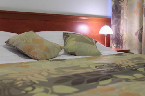 Suite (6)